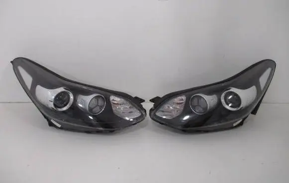 KIA Sportage Headlights/headlamps set 92102F1010 F192102200 92101F1010