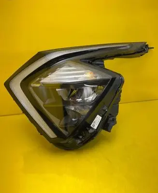 KIA Sportage Headlight/headlamp R292112010