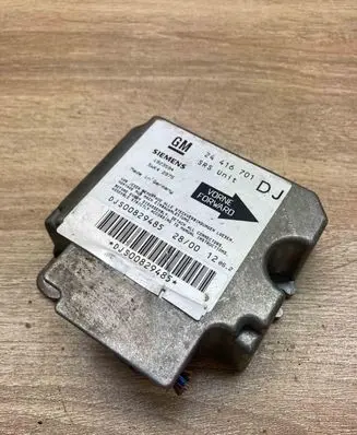 Opel Vectra B Airbag control unit/module 24416701 5WK42975