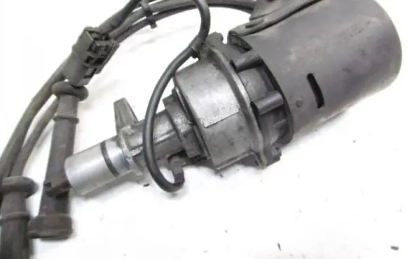 Nissan Sunny Ignition distributor 2210036A01