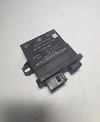 Opel Insignia A Light module LCM 13326599