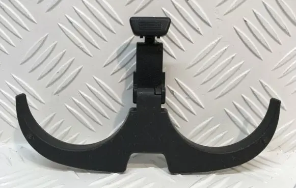 Cup holder front
