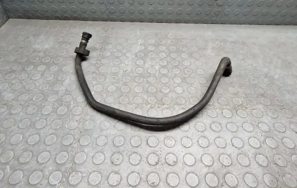 BMW 5 E60 E61 Engine coolant pipe/hose 7796273