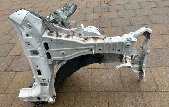 Renault Koleos II Front quarter panel 
