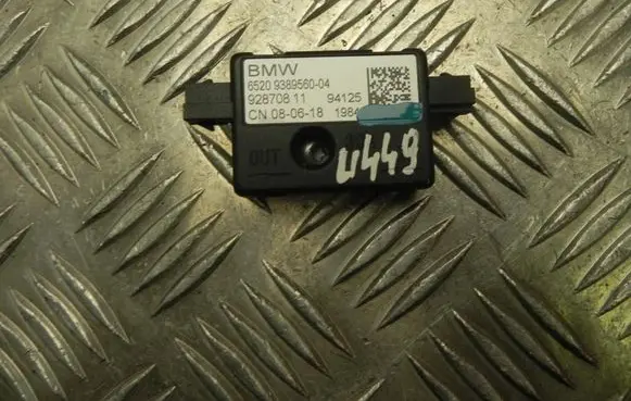 BMW X3 G01 Aerial antenna amplifier 9389560 U449
