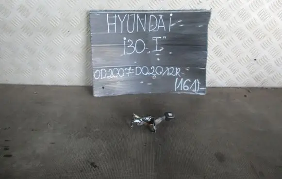 Hyundai i30 Engine bonnet (hood) release handle 