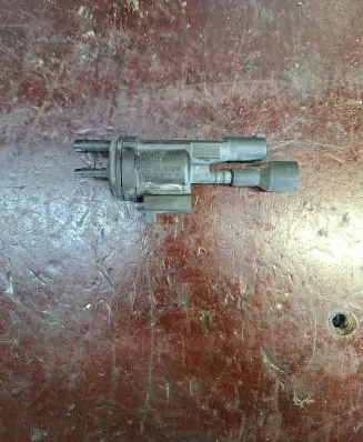 Mercedes-Benz E W212 Valve vacuum 0025401497