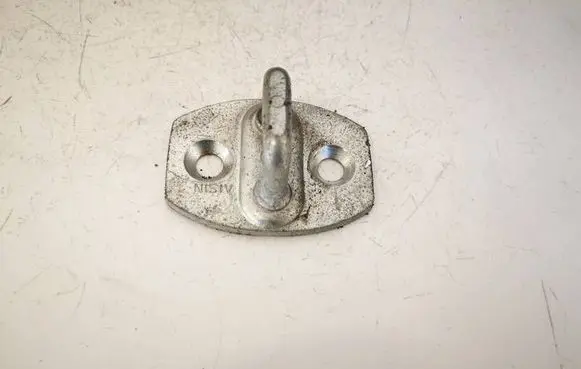 Toyota Avensis T250 Rear door lock loop/hook striker 