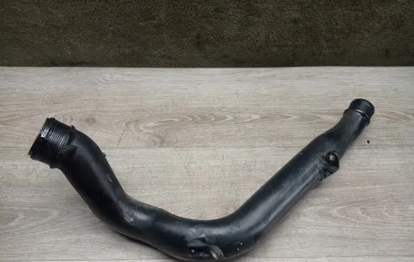 Volvo V70 Intercooler hose/pipe 30647918 7321