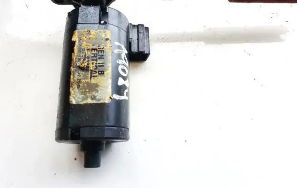 Chrysler Sebring (ST-22 - JR) Front door window regulator motor 881902 8-81902