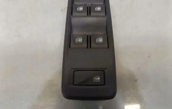 Renault Kangoo II Quarter vent window switch 