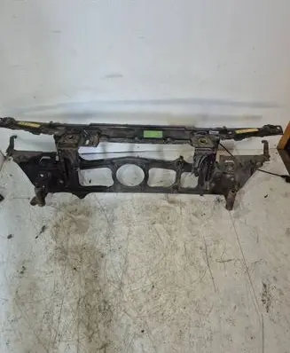 BMW 5 E39 Radiator support slam panel 8387412
