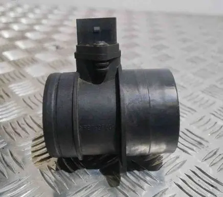 Volkswagen PASSAT B6 Mass air flow meter
