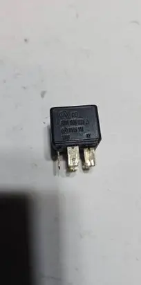 Skoda Roomster (5J) Other relay 9445111 6U0906061A