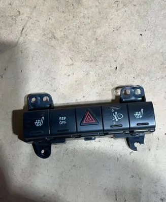 Dodge Caliber A set of switches 12862327 P04602713AD 12862367D