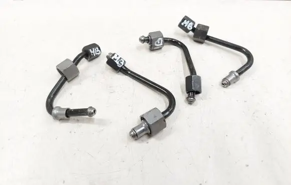Mercedes-Benz B W245 Fuel injector supply line/pipe 231105S3