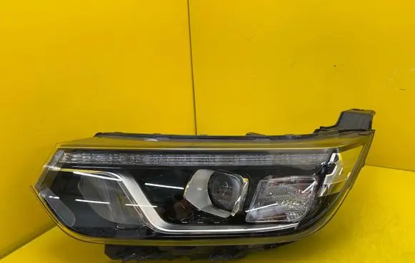 SsangYong Tivoli Headlight/headlamp ZGM92-101070