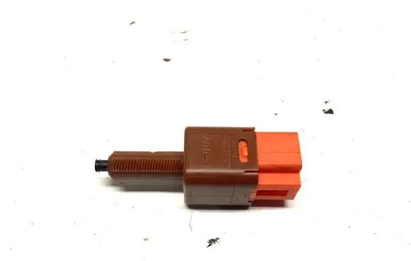 Nissan Qashqai Clutch pedal sensor 