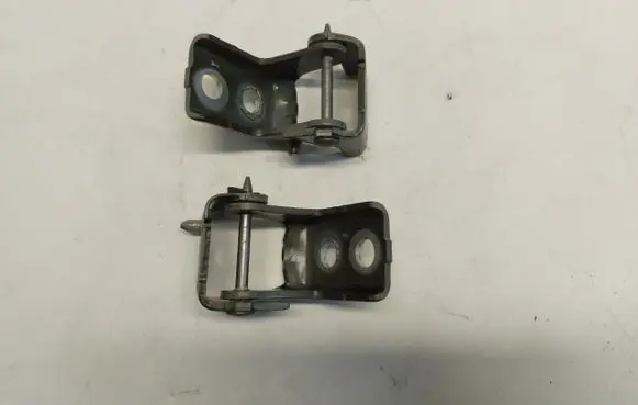 Opel Grandland X Rear door upper hinge opegra029735