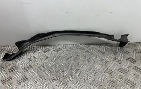 Fender foam support/seal