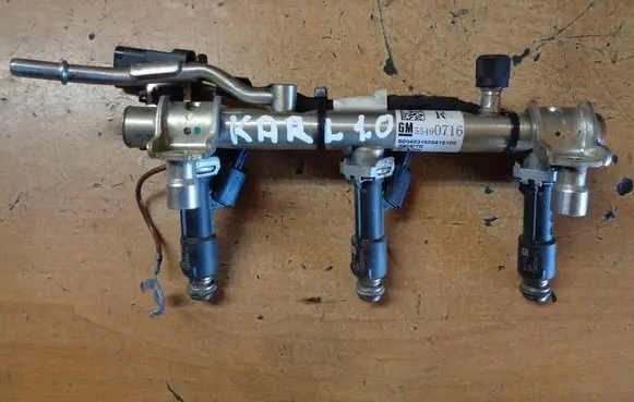 Opel Karl Fuel distributor 55490716