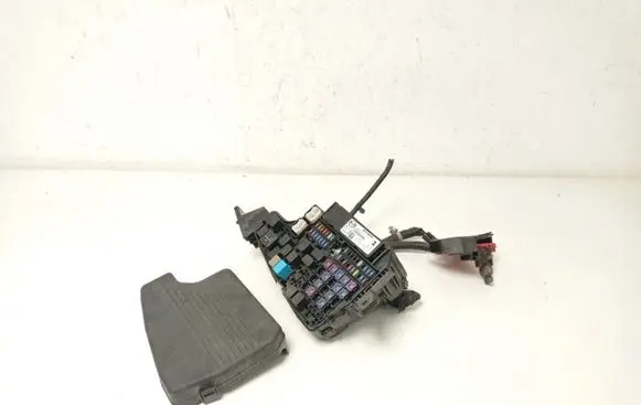 Mazda 6 Fuse module KD4566767