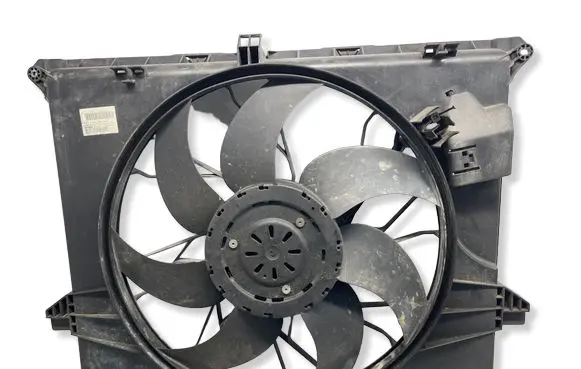 Mercedes-Benz ML W164 Electric radiator cooling fan A1645000493