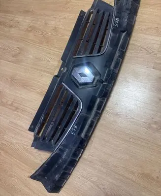 Renault Trafic II (X83) Front bumper upper radiator grill 623100251 623100251R 93856152
