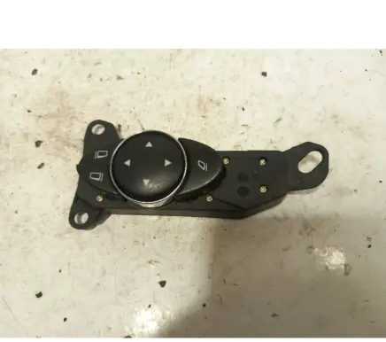 Mercedes-Benz E W211 Wing mirror switch 2118216079