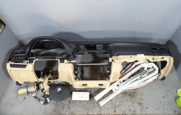 BMW 5 F10 F11 Dashboard