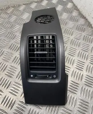 Honda CR-V Dash center air vent grill 77630SWA