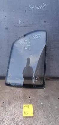 Peugeot 106 Rear door window glass 1212123