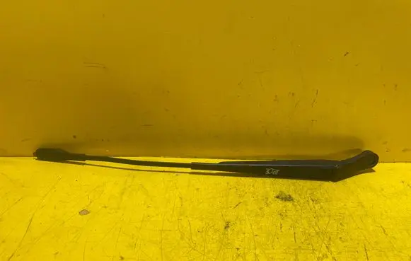 Opel Zafira B Front wiper blade arm 13145563