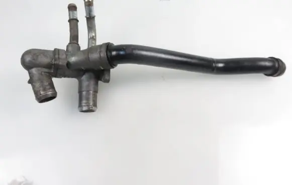 Mazda CX-9 Thermostat/thermostat housing 