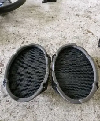 Ford Focus Front door high frequency speaker