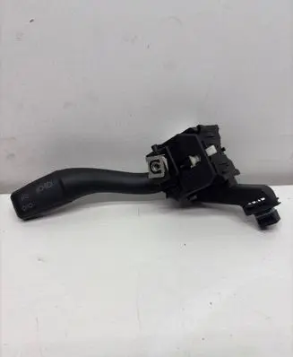 Audi A3 S3 A3 Sportback 8P Indicator stalk 8P0953513A 01103600 10360053435071