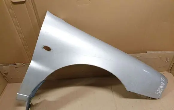 KIA Clarus Fender