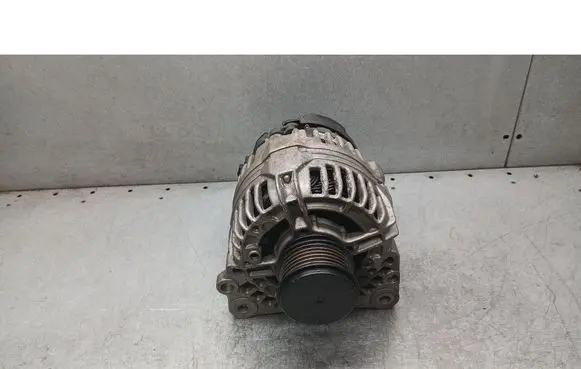 Volkswagen Polo Generator/alternator 