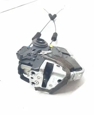 Lexus RX 330 - 350 - 400H Rear door lock 6B0311