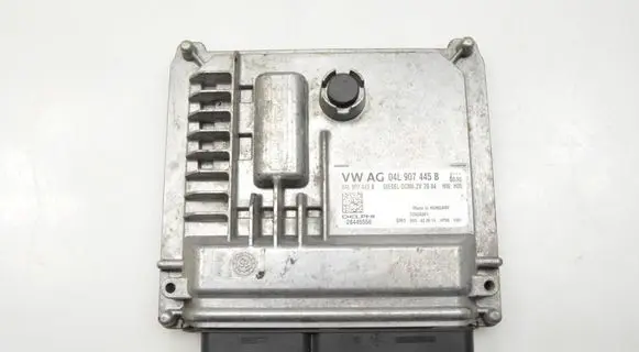Audi A3 S3 8V Engine control unit/module 04L907445B