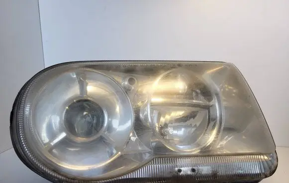 Chrysler 300 - 300C Front fog light A045715