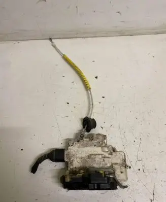 Audi A4 S4 B7 8E 8H Rear door lock 8E0839015AA