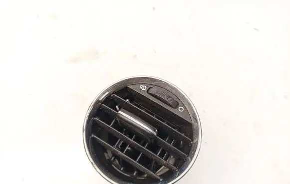Peugeot RCZ Dash center air vent grill 9658515377