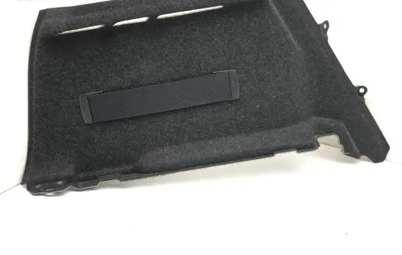 Trunk/boot side trim panel