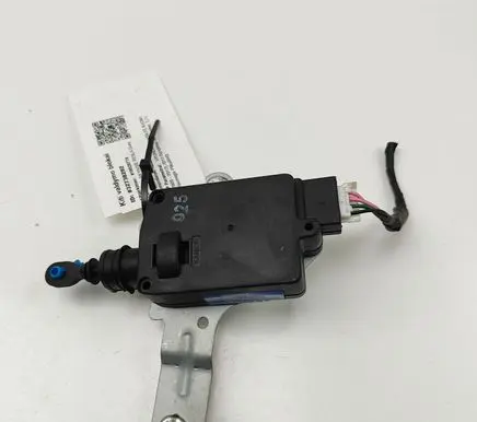 Hyundai Santa Fe Central locking motor 957502B000