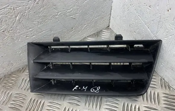 Renault Megane II Front bumper upper radiator grill 200157