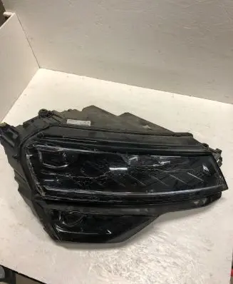 Skoda Karoq Headlight/headlamp 57B941016B 0020517605