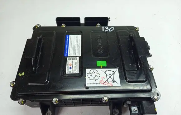 Hyundai i30 Hybrid / Electric Car Battery Cell 375M0-G4000