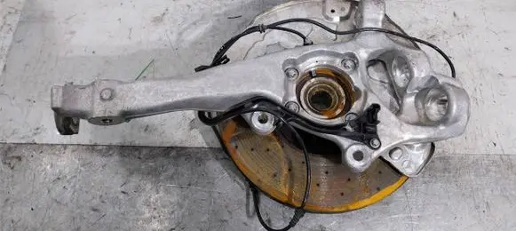 Mercedes-Benz E W213 Front wheel hub spindle knuckle A2133325100
