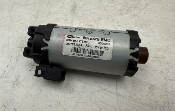 Maserati Ghibli Seat adjustment motor L0372837AA SSM30LXEMC 8500289